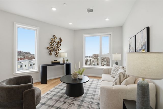 267 Old Colony 506, Boston, MA 02127