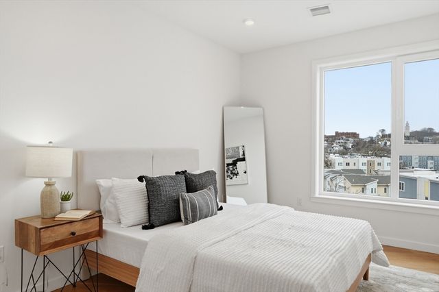 267 Old Colony 506, Boston, MA 02127