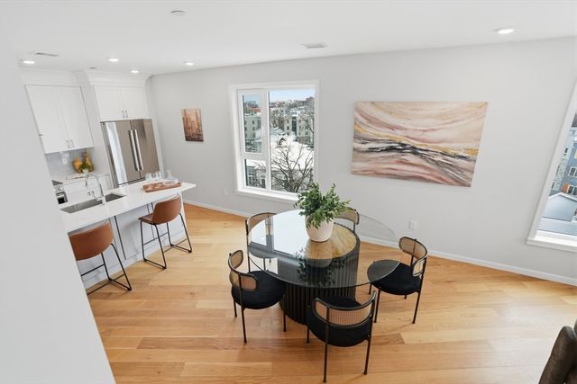 267 Old Colony 506, Boston, MA 02127