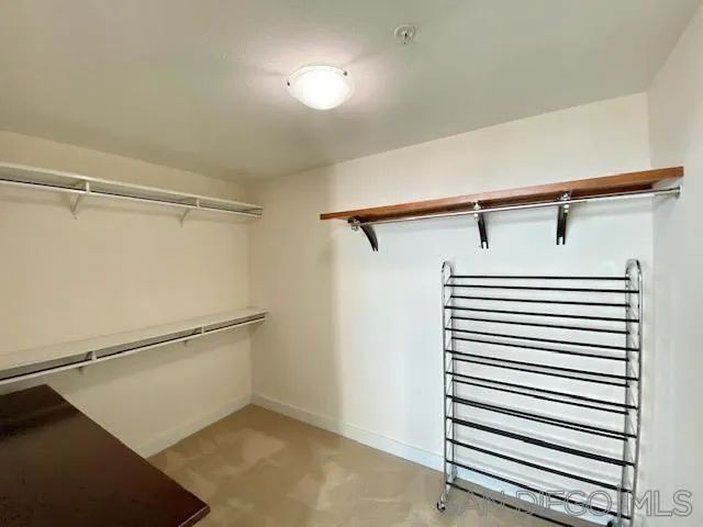 325 7Th 2102, San Diego, CA 92101