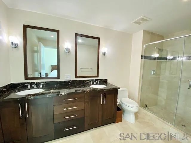 325 7Th 2102, San Diego, CA 92101