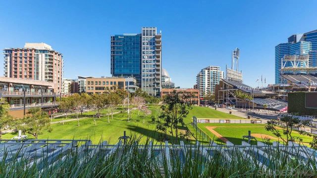 325 7Th 2102, San Diego, CA 92101