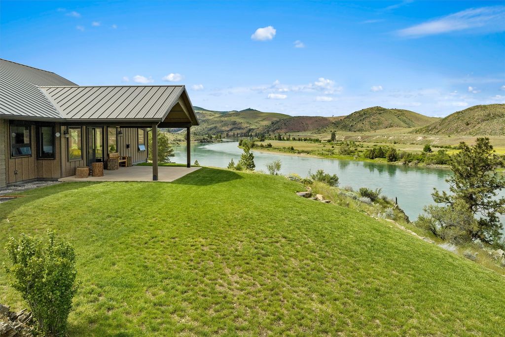 9701 MT Hwy 200, Dixon, MT 59831 photo 3