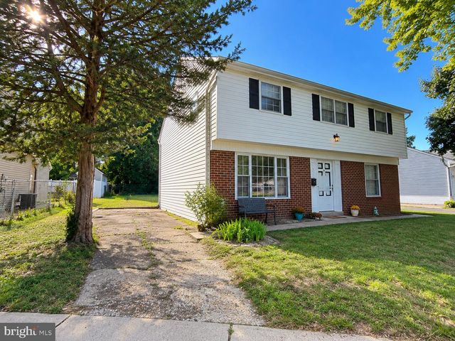 9 BRIARCLIFF RD, Marlton, NJ 08053