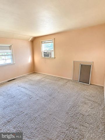 9 BRIARCLIFF RD, Marlton, NJ 08053
