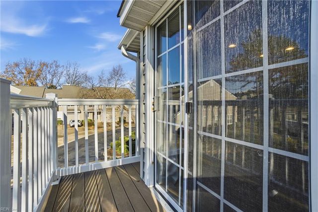 4980 Cypress Point CIR # 204, Virginia Beach, VA 23455