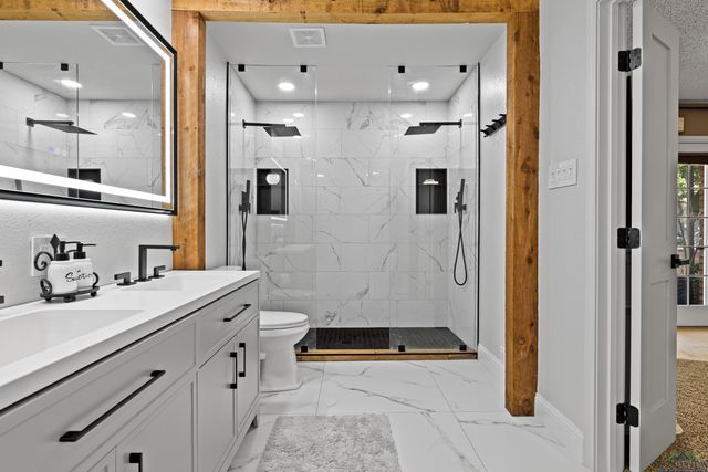 204 Ramblewood Court, Longview, TX 75605