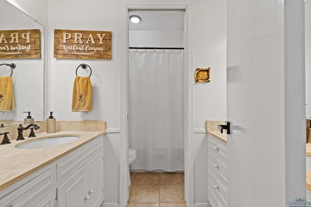 204 Ramblewood Court, Longview, TX 75605