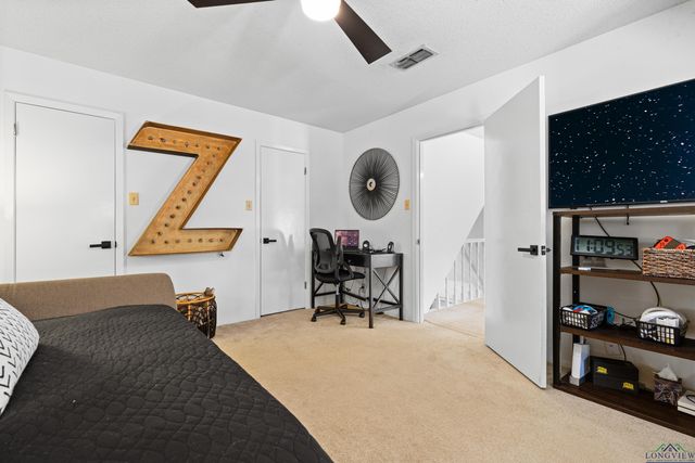 204 Ramblewood Court, Longview, TX 75605