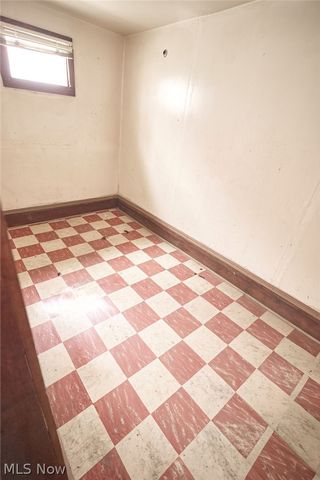 6511 Fullerton Avenue, Cleveland, OH 44105