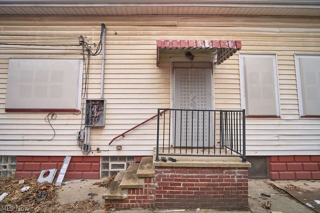 6511 Fullerton Avenue, Cleveland, OH 44105