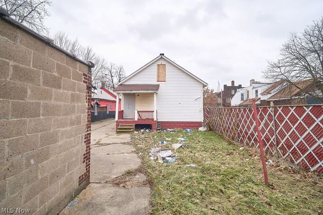 6511 Fullerton Avenue, Cleveland, OH 44105