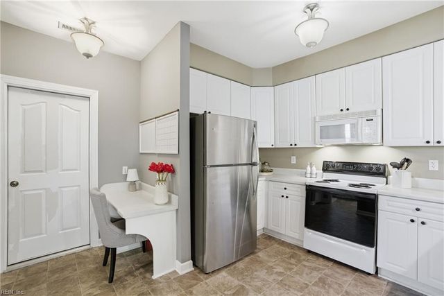 4305 Salem Springs WAY, Virginia Beach, VA 23456