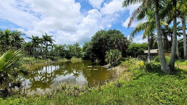 4095 Windmill Road, Loxahatchee, FL 33470