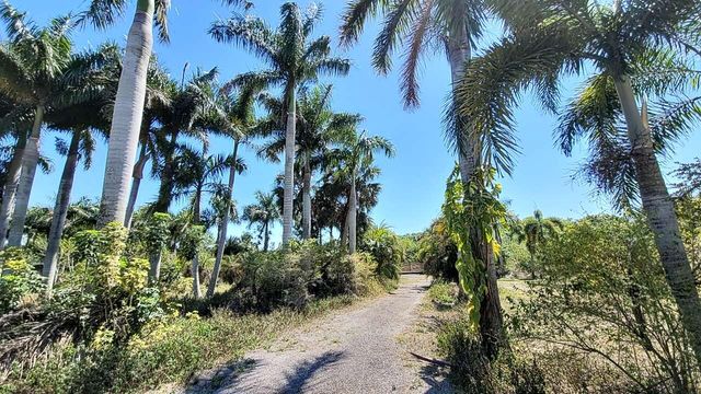 4095 Windmill Road, Loxahatchee, FL 33470