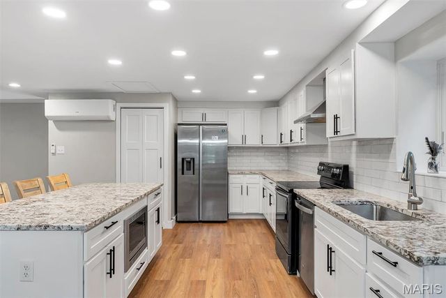 2099 Stoney Ridge Trail, House Springs, MO 63051
