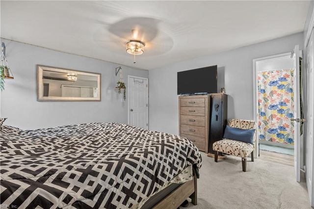 3 Travis CIR, Hampton, VA 23669