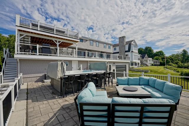 30 Cedar Point Road, Durham, NH 03824