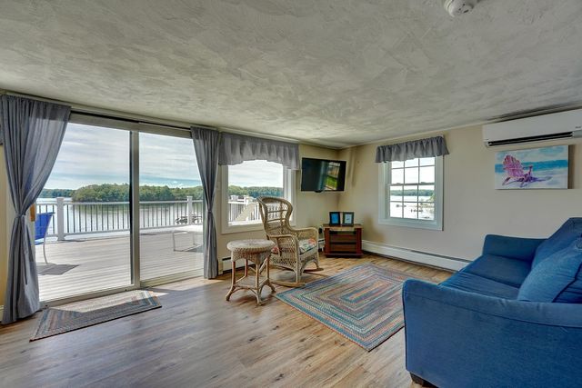 30 Cedar Point Road, Durham, NH 03824