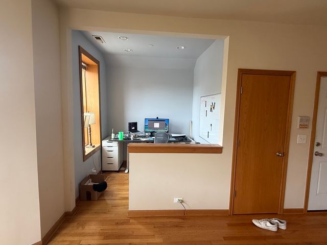 2418 N Western Avenue 3F, Chicago, IL 60647