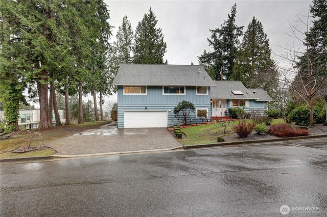 10538 48th Place NE, Kirkland, WA 98033