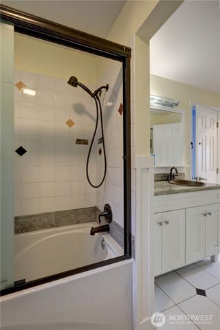 10538 48th Place NE, Kirkland, WA 98033