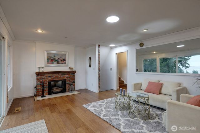 10538 48th Place NE, Kirkland, WA 98033