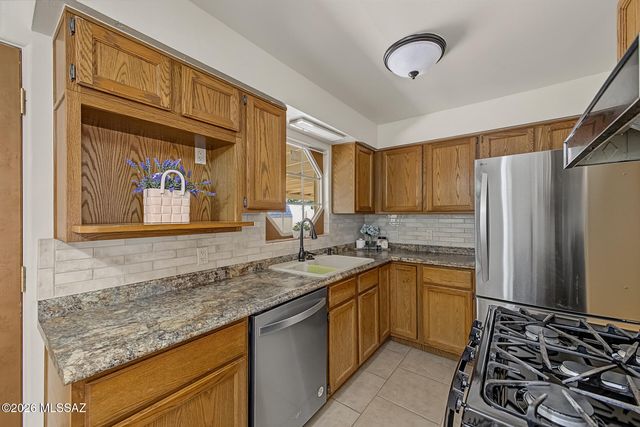 2510 E Alta Vista Street, Tucson, AZ 85716
