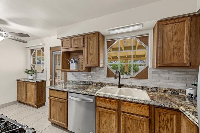 2510 E Alta Vista Street, Tucson, AZ 85716