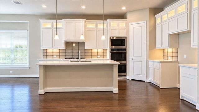 306 Driftwood Lane, Argyle, TX 76226