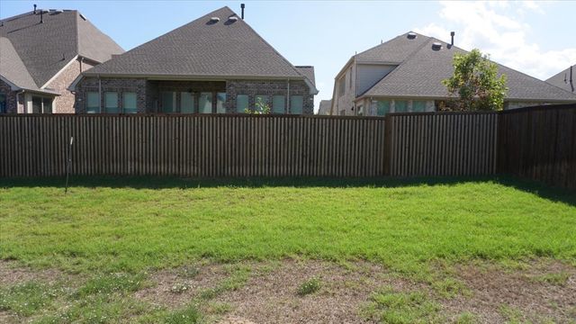306 Driftwood Lane, Argyle, TX 76226