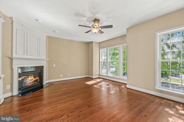 14873 POTOMAC BRANCH DR, Woodbridge, VA 22191
