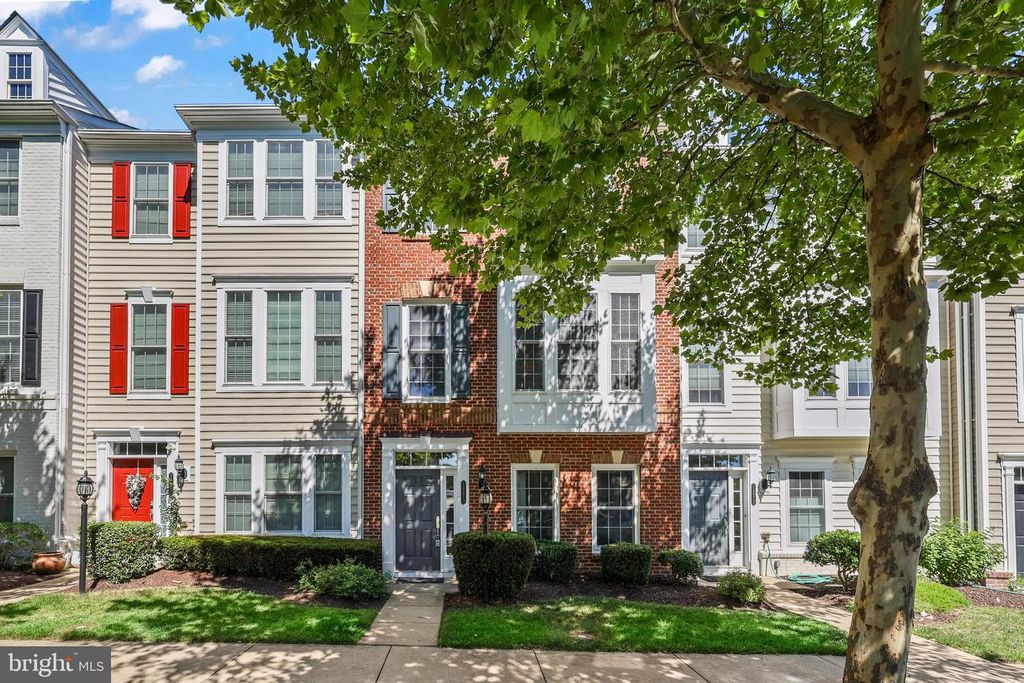 14873 POTOMAC BRANCH DR, Woodbridge, VA 22191