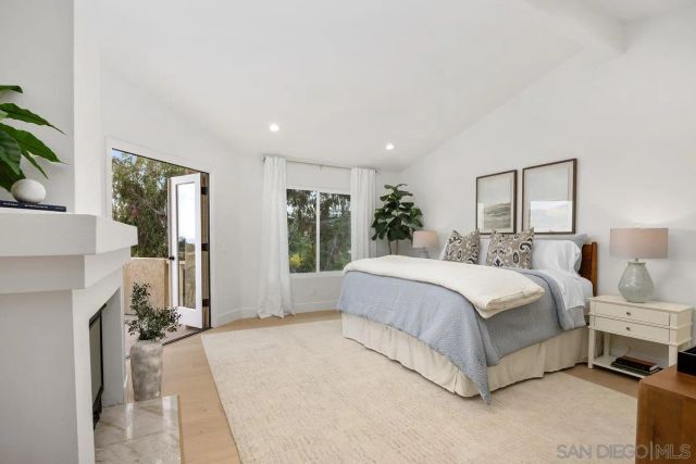 1504 Caminito Solidago, La Jolla, CA 92037