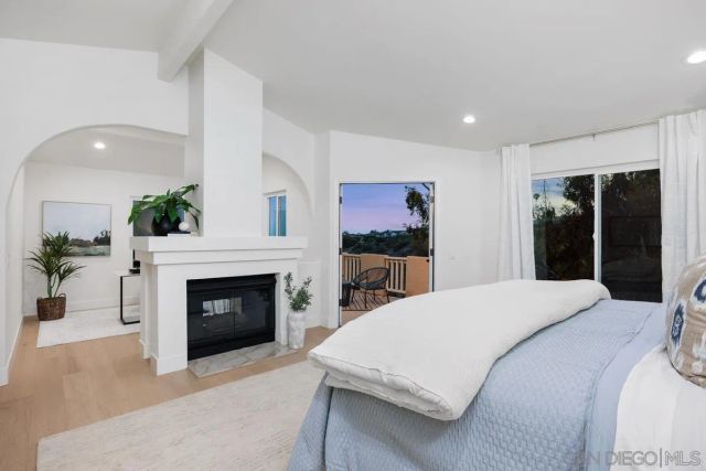 1504 Caminito Solidago, La Jolla, CA 92037