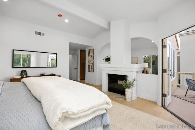 1504 Caminito Solidago, La Jolla, CA 92037
