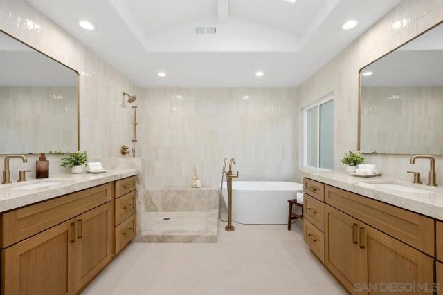1504 Caminito Solidago, La Jolla, CA 92037