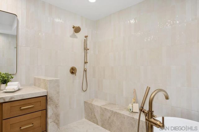 1504 Caminito Solidago, La Jolla, CA 92037