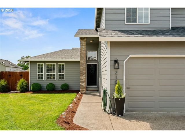2109 N VALERI Dr, Newberg, OR 97132