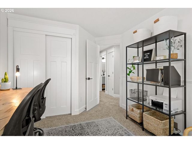 2109 N VALERI Dr, Newberg, OR 97132