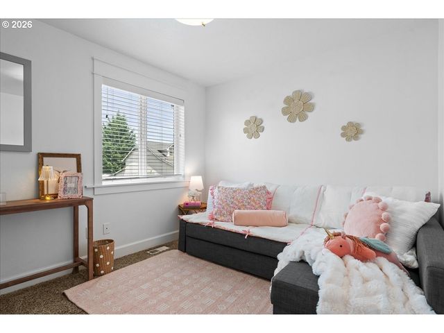 2109 N VALERI Dr, Newberg, OR 97132