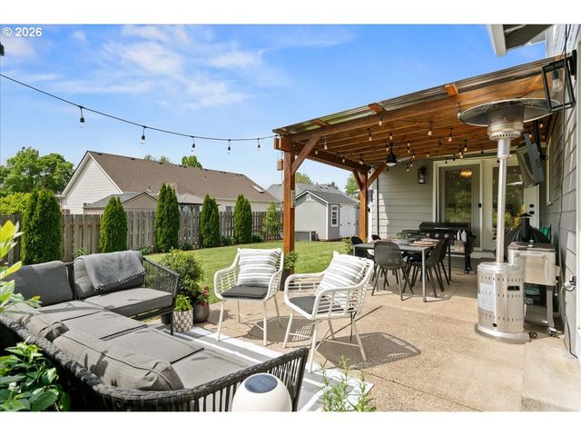 2109 N VALERI Dr, Newberg, OR 97132