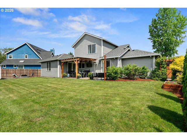 2109 N VALERI Dr, Newberg, OR 97132