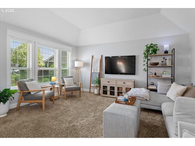 2109 N VALERI Dr, Newberg, OR 97132