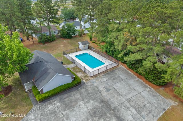 4374 Ritz Circle, Shallotte, NC 28470