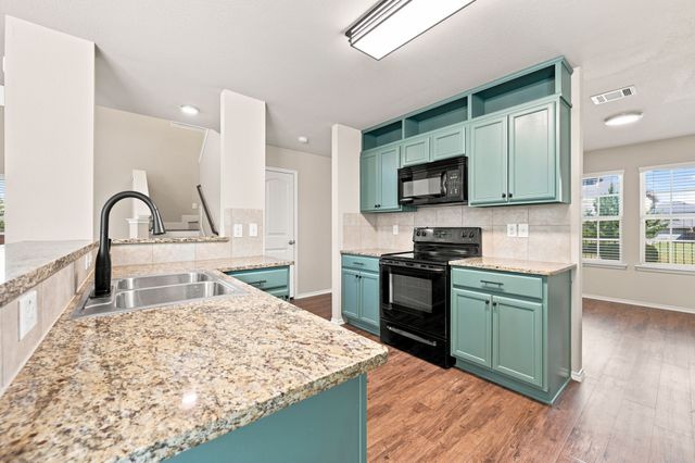 3000 Keri Drive, Lancaster, TX 75146