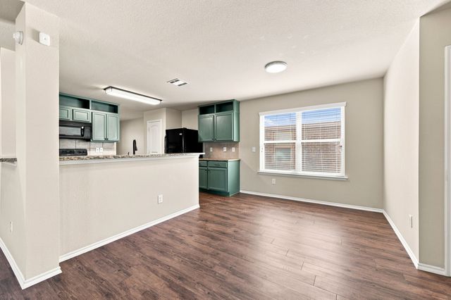 3000 Keri Drive, Lancaster, TX 75146