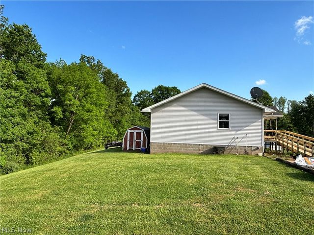 104 Woodcrest Lane, Marietta, OH 45750