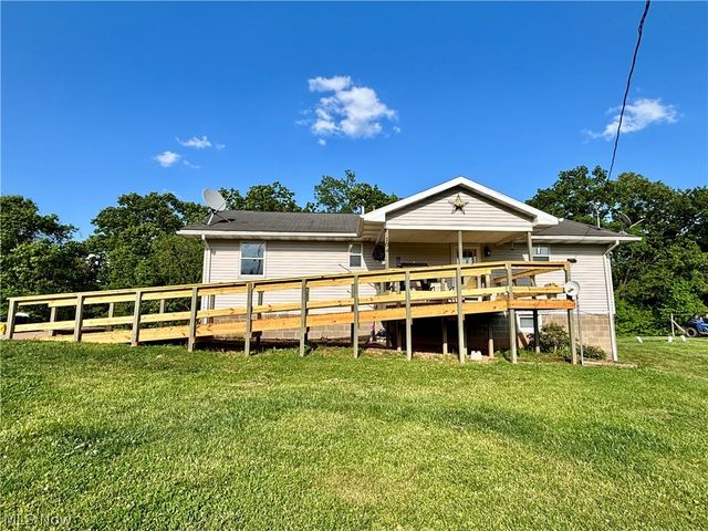 104 Woodcrest Lane, Marietta, OH 45750