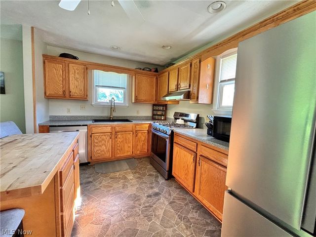 104 Woodcrest Lane, Marietta, OH 45750